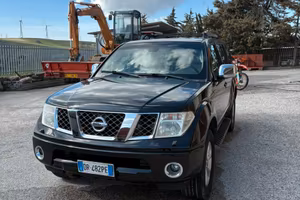 Nissan Pathfinder 2.5 170cv