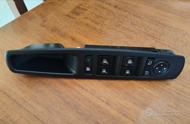 Pulsantiere alzavetro Renault scenic 3 anno 2009 