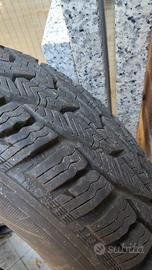 Nr. 4 Gomme invernali misura 175/65 R15 84T