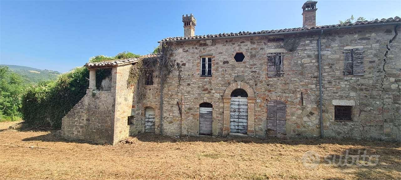 BASCHI - LOC. CASE NUOVE - CASALE DA RISTRUTTURARE - Vista 5