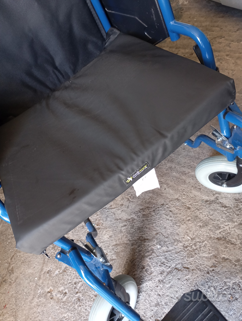 Cuscino in schiuma fredda anti-decubito, 40 x 40 x 5 cm, per mobili da giardino, sedia a rotelle, auto, camion, ufficio, sedia direzionale con schienale (RG 35 (medio) con rivestimento bianco
