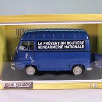 Renault Estafette Gendarmerie 1:18 Norev