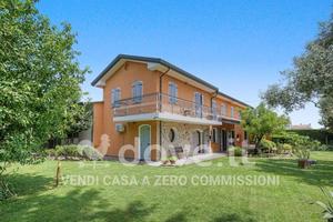 Villa di 435 m² con più di 5 locali a Pernumia