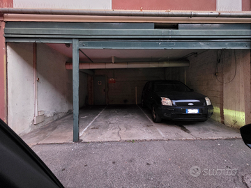 Posto auto coperto a Erba stazione