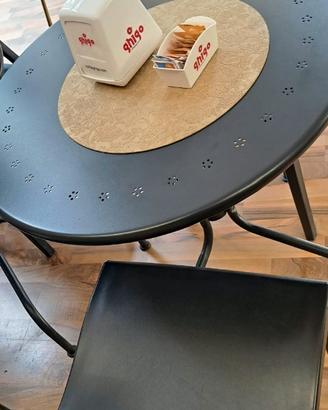 TAVOLI NERI ROTONDI 60X60 N. 4