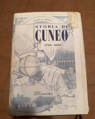 Libro - Storia di Cuneo 1700-2000