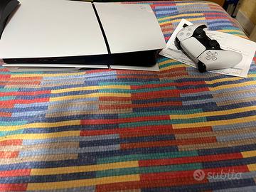 PlayStation 5 slim disk + gioco.