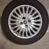 Cerchi più copricerchi fiat punto