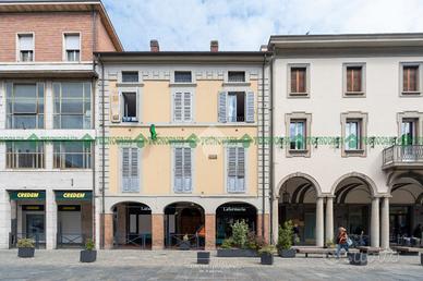 MONOLOCALE A CASTELFRANCO EMILIA