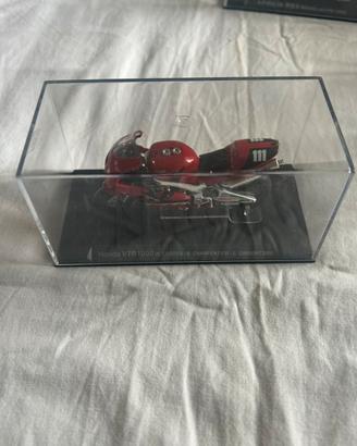 Modellino moto  Gimbert 2000 con teca