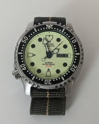 Citizen Promaster NY0040 Full Lume completo