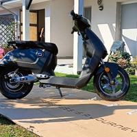 Scooter elettrico Super Soco 