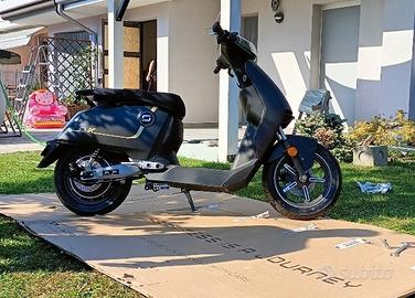 Scooter elettrico Super Soco 