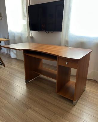 Scrivania lavoro/studio