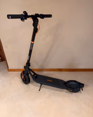 Segway Ninebot F2 Pro E Monopattino Elettrico