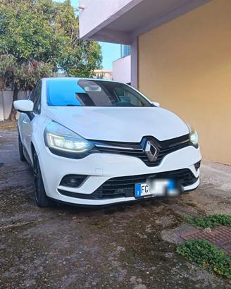 Renault Clio 4 Intens 90 CV dci