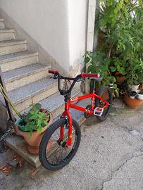 BMX rossa