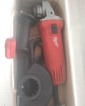 Smerigliatrice Angolare Milwaukee AG 10-125 EK