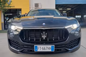MASERATI Levante 3.0 V6 Diesel 250cv AWD