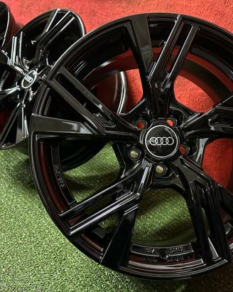 Cerchi Audi A1 A2 A3 TT Nuovi 7x17 ET36 5x100