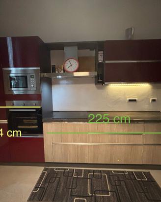 Cucina comlpeta di elettrodomestici