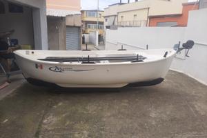 Barca ( Gozzo Cefalo ) 4,30mt  pari al nuovo
