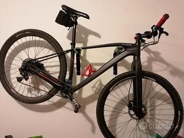 MTB, FULL CARBON ,