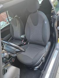 Mini One cabriolet, per neo APPATENTATI