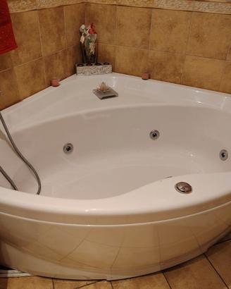 Vasca idromassaggio