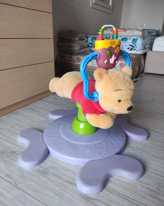 Winnie the Pooh cavalcabile salta e gira