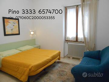 LE CALLE di CasaPino a VIESTE sul Gargano