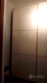 Armadio tre porte scorrevoli