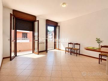 TRILOCALE CON BALCONE E GARAGE