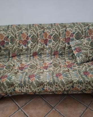 Divano letto con 2 poltrone coordinate in legno