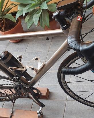 bici titanio e carbonio misura M
