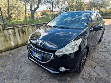 Peugeot 208 1.4 HDi 68 CV 5 porte Active