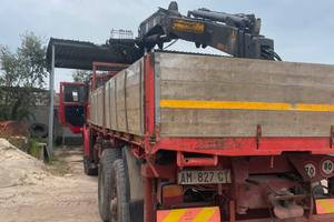 Camion Fiat 619 gru hiab 100 q.li