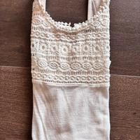 Canotta bianca con decoro