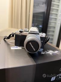 Fotocamera Olympus OM-D E-M10 Mark II