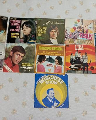 Lotto 11 Vinili 45 giri anni 60 artisti vari