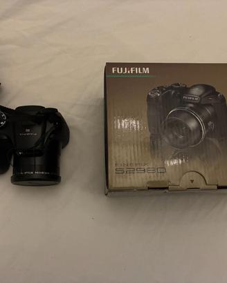 macchina fotografica fujifilm finepix s2980