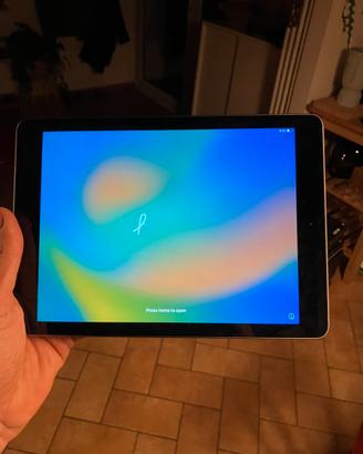 Ipad 128GB 6th Generation Wifi