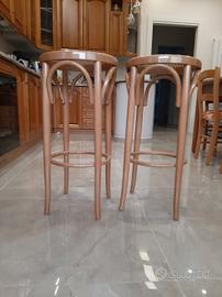 Coppia di sgabelli per cucina