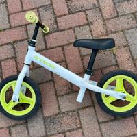 Bicicletta senza pedali