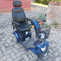 Scooter elettrico per anziani/disabili