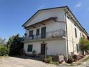 rustico-casale-di-315-m²-con-piu-di-5-locali-a-l