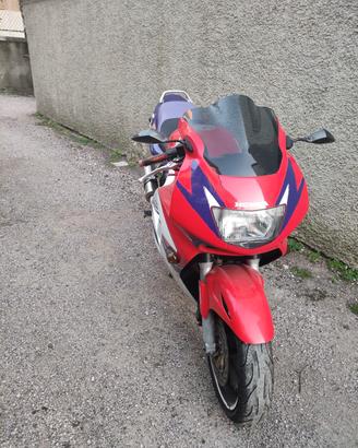 HONDA CBR 600 F 