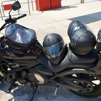 due caschi moto Caberg Duke