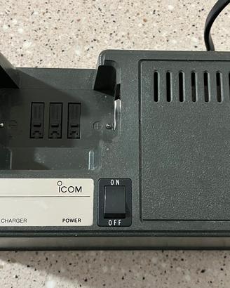 ICOM BC-36 CARICABATTERIE RAPIDO