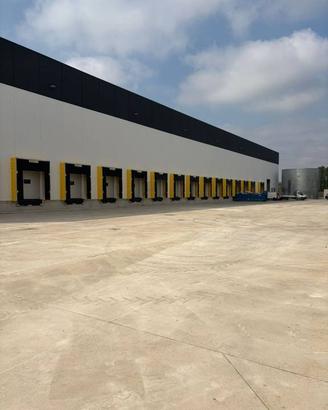 Immobile di 7370 m² a Pioltello